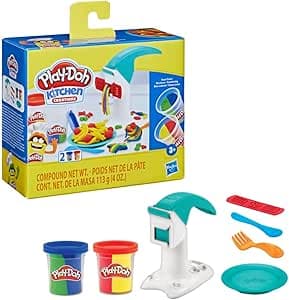 Play-Doh Massinha de Modelar Infantil, Kitchen Creations Macarrão Mágico, conjunto de massinha com acessórios e 2 potes de massa colorida, presente para crianças acima de 3 anos